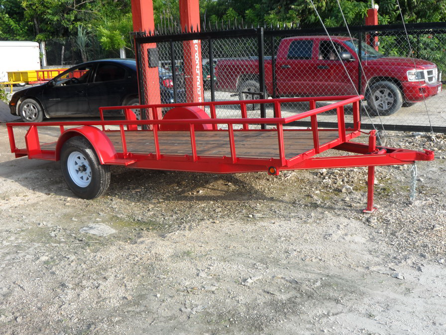 Remolque modelo:  CB7016MR30T